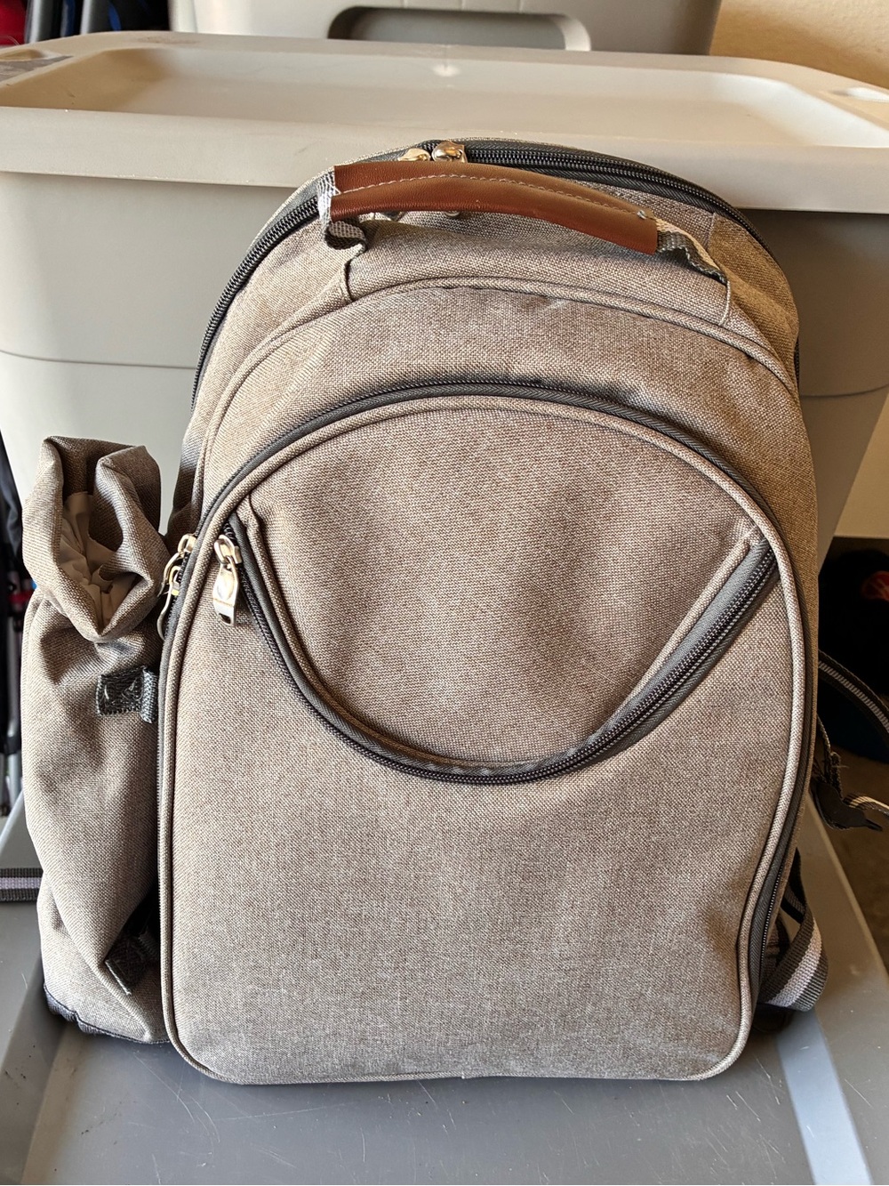 4-Person Picnic Backpack Set